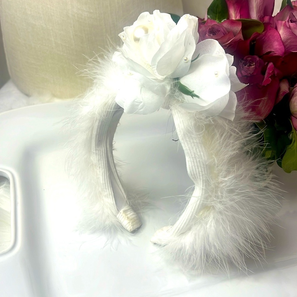 FEATHERY PEARL HEADBAND